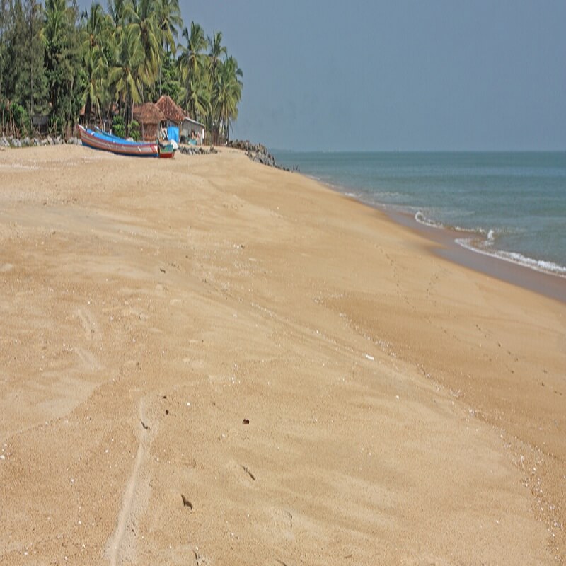 bakkhali beach near tourist places