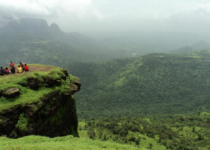 Popular Hill Stations Around Mumbai